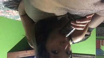 Red know how to eat dick