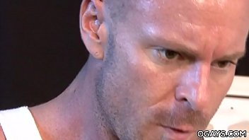 Muscular Mitch Fapping thumbnail