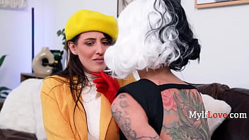 She’s Begging For Scissoring thumbnail