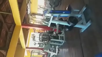 Bronzeada exibicionismo