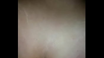 Por sus dos agujeros con gran eyaculacion en sus nalgas