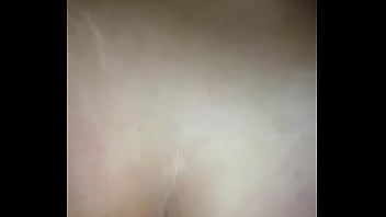 Por sus dos agujeros con gran eyaculacion en sus nalgas