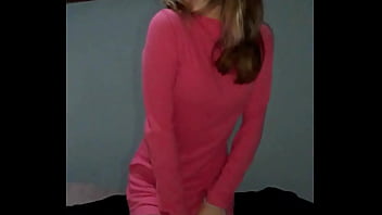 Bonneyuwu 8 29 una tarde con mi peluche mientras me desnudo