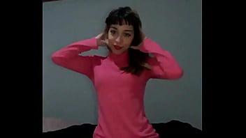 Bonneyuwu 8 29 una tarde con mi peluche mientras me desnudo