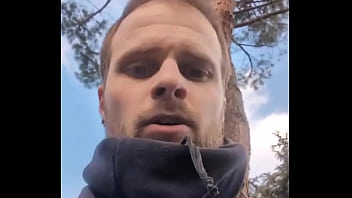 Reconversion pour aider avec sa boîte d'électricité t'en fais pas c'est juste cette semaine ça fait d