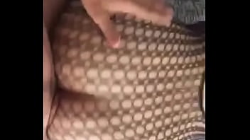 Comi uma morena de vestidinho sexy