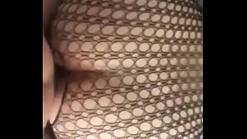 Comi uma morena de vestidinho sexy