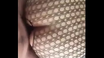 Comi uma morena de vestidinho sexy