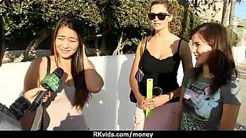 Amateur Chick Takes Money For A Fuck 24 thumbnail