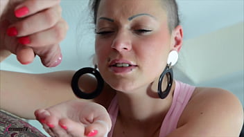 Xdreamstv emilia punk girl handjob action