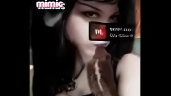 Blanca Comiendose Pollon thumbnail