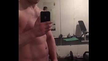 Мастурбирую толстый член