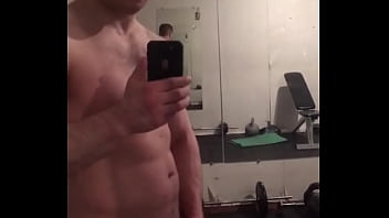 Мастурбирую толстый член