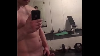 Мастурбирую толстый член