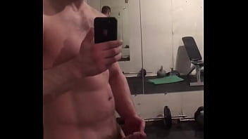 Мастурбирую толстый член