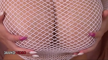 Airu oshima's tempting curves unleash wild asian passion