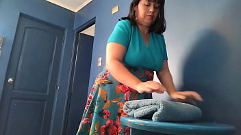 I sex my hot stepmom while i surprise her doing things around the house