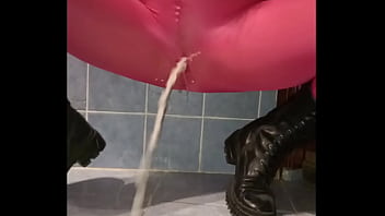 Pissing through pink pants just gets me off