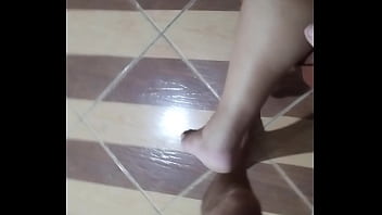 Vou te que arrumar mais macho pra essa puta ela não se contenta só com um