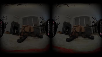 Brunette virtual reality