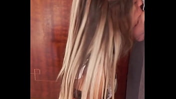 Good maids clean floors great maids like candie cross drop to their knees and polish cocks