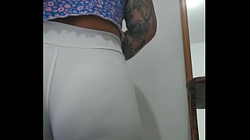 Cliente amou esse look mas achou que o shorts não marca tanto