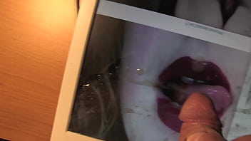 Jerking on young babe