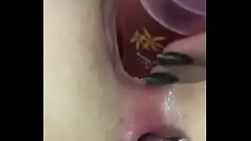 Amateur masturbation with bottle in pussy double penetration