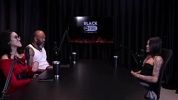 Teve um ido inusitada no tinder o cliente queria ser vestido de mulher e tem fetiche em fazer dp jordanna gomes japa joh watch sheer red