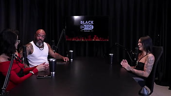 Teve um ido inusitada no tinder o cliente queria ser vestido de mulher e tem fetiche em fazer dp jordanna gomes japa joh watch sheer red