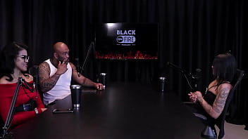 Teve um ido inusitada no tinder o cliente queria ser vestido de mulher e tem fetiche em fazer dp jordanna gomes japa joh watch sheer red