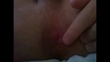 Colocando Escova Pra Dentro Do Cuzinho thumbnail