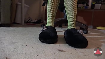 Bow down your going to get what you deserve