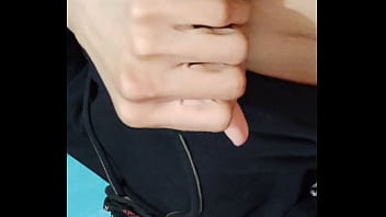 Mi gran pene está deseoso de follar a mi hermanastra 2