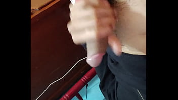 Mi gran pene está deseoso de follar a mi hermanastra 2