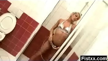 Kinky erotic fist fucking wife hardcore makeout