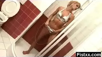 Kinky erotic fist fucking wife hardcore makeout