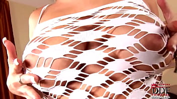 Bring back bare tit fashions