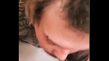 Autumn minxx gets her juicy pussy eaten