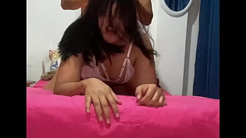 Seduzco a mi cuñado para que me folle