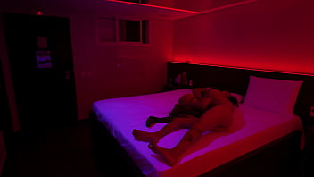 Sonhei que estava sendo fudida quando acordei estava toda molhada meu marido estava me chupando e me fudeu até gozar