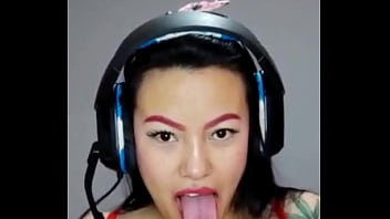 Private video chat with a follower loves to hear me moan