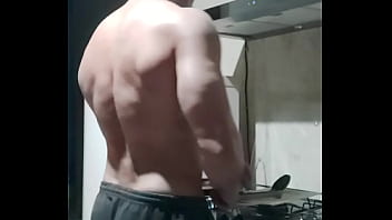 Man in the kitchen carlos simões