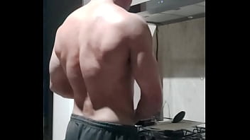 Man in the kitchen carlos simões