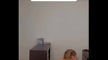 Que bien se siente pensar en mi t&iacute;o cuando me est&aacute; cogiendo