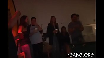 Chicks & studs in group pleasure