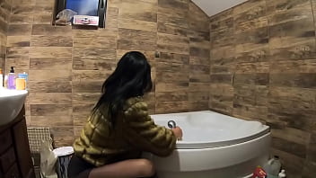 Preview milfycalla pee play in bathtub while wearing a fur coat and pantyhose 198 and this is a fetish that i like i