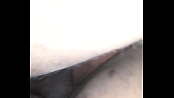 Metida gostosa no silêncio da noite