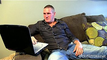 Tattooed Straight Guy Maverick Masturbating thumbnail