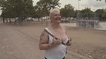 Nuria nueva madura tetona maruja real que se ha puesto en plan carpe diem a hacer locuras tenemos el video de ella fol